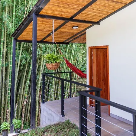 Agradable Cabana Cafetera Con Jacuzzi A 12 Min Del Centro De Pereira Exterior photo
