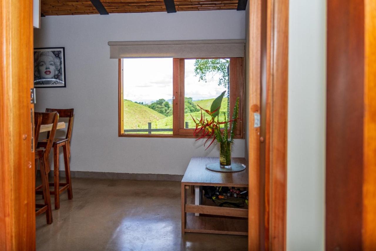 Agradable Cafetera Con Jacuzzi A 12 Min Del Centro De Chalet Pereira